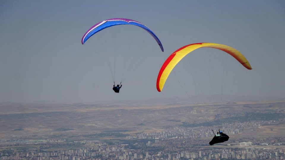 Yamaç Paraşütü Türkiye Şampiyonası Kayseri’de yapılacak